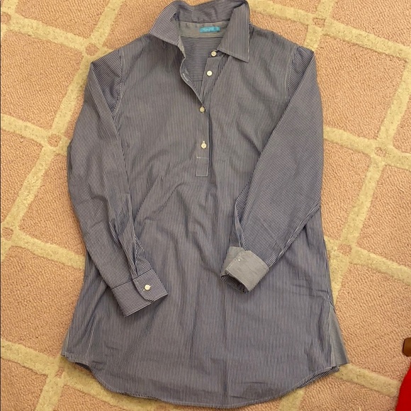 J. McLaughlin Tops - J McLaughlin long Oxford